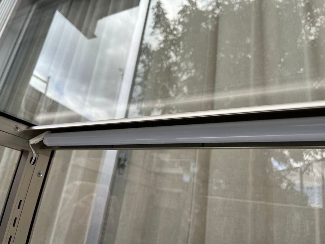 ◆引き取り限定◆エクシード　ガラスショーケース　24万　ストック付き　　照明付き