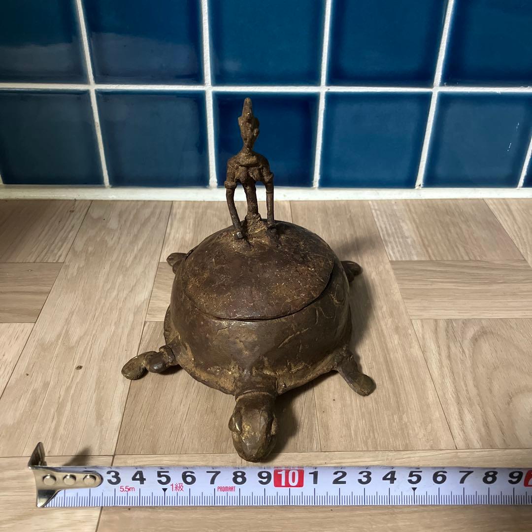 マリ　ドゴン族　金属製 亀のケース