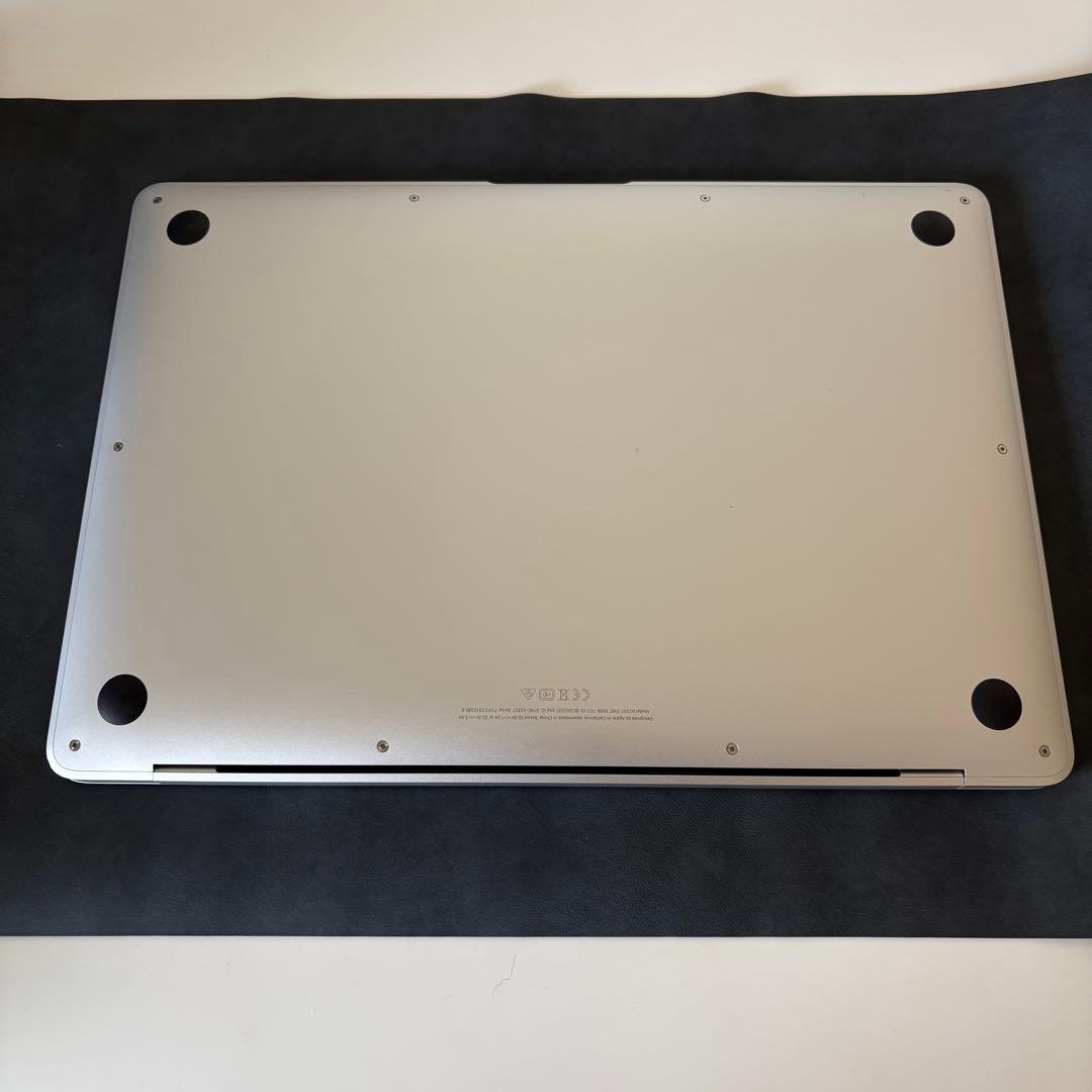 Apple MacBook Air M1 8G/512GB 上位モデル