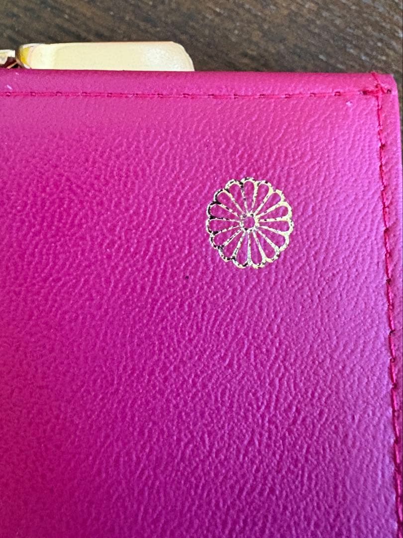 皇居売店購入　ピンク 二つ折り財布