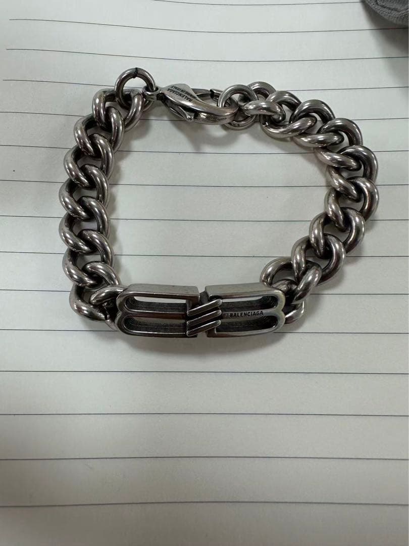 BALENCIAGA 金属製ブレスレット　新品同様