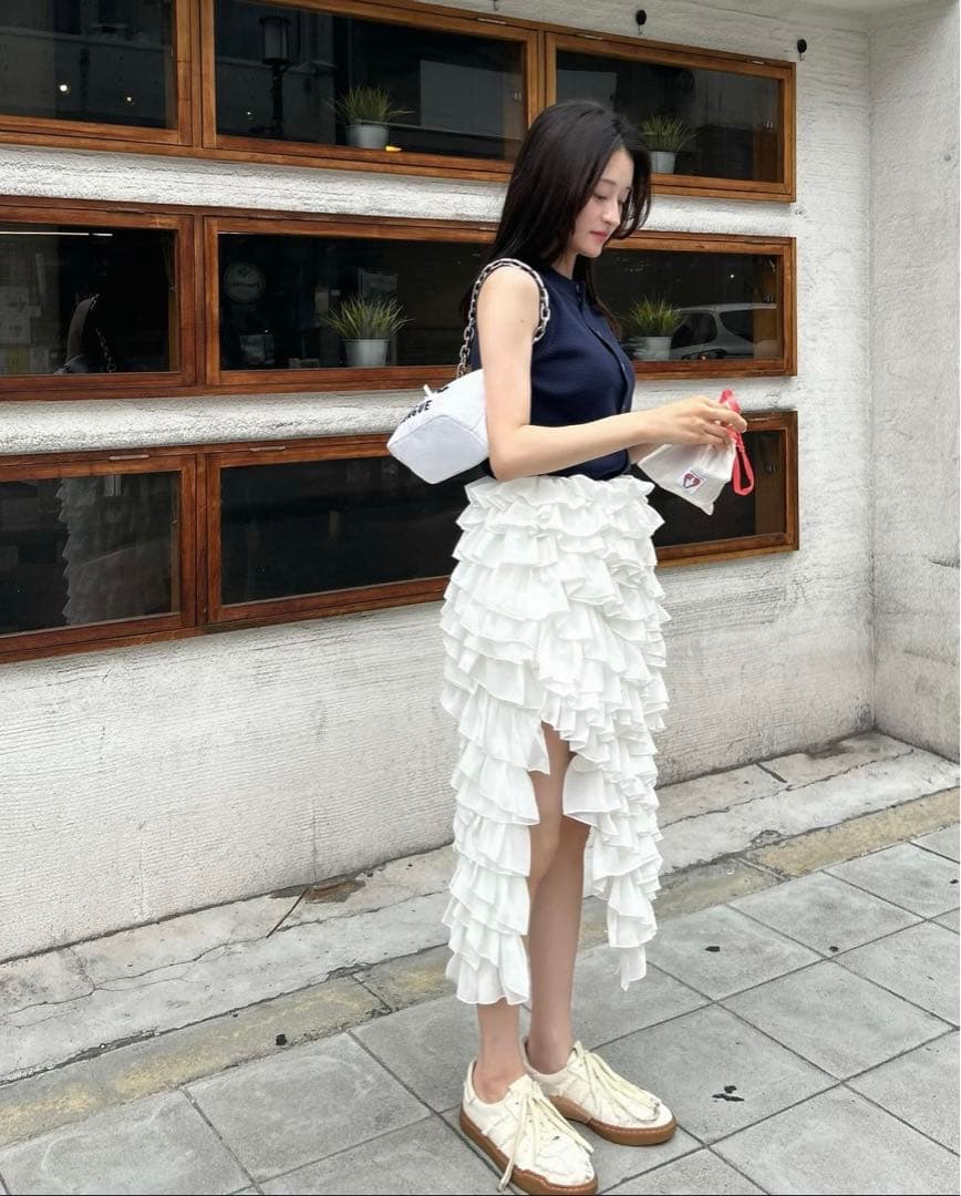 【新品、タグ付き】Bibiy. COLENNE SKIRT WHITE