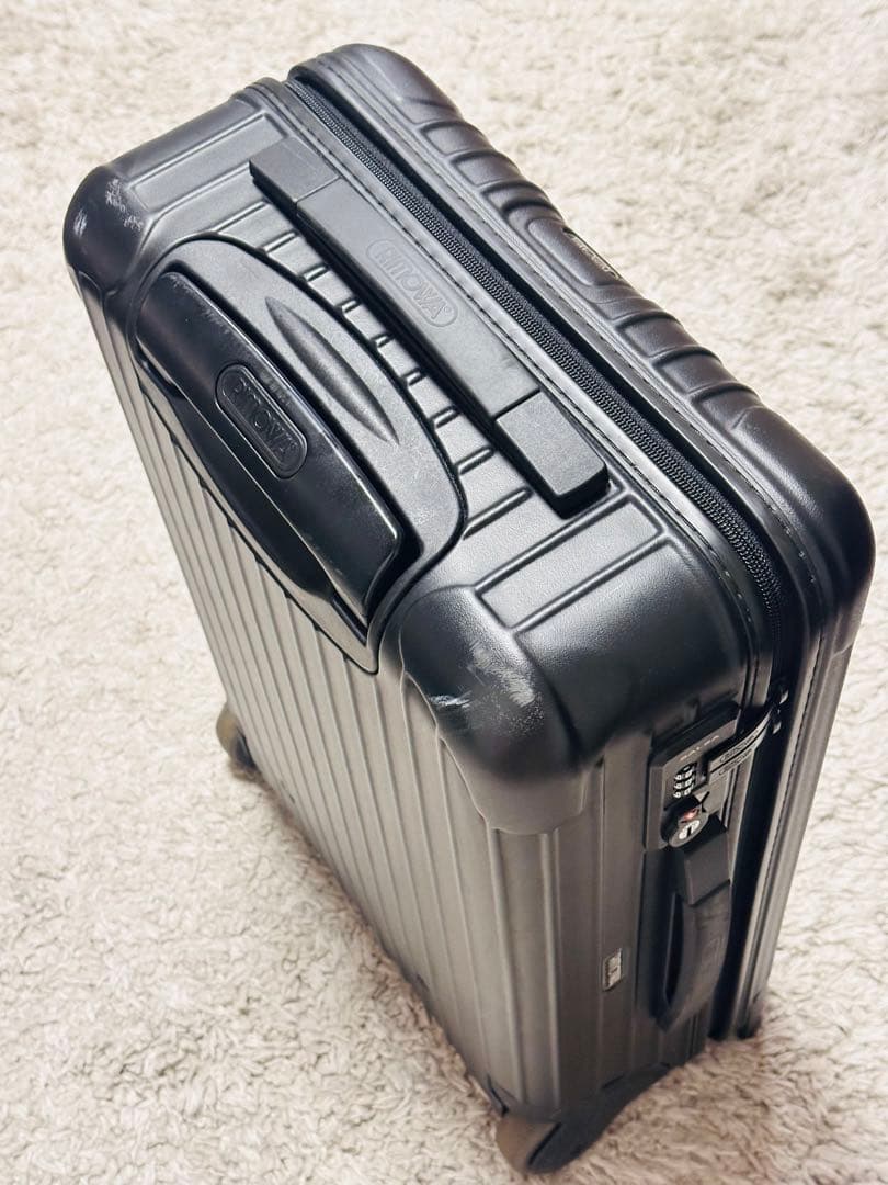 s*o様 リモワ　サルサ　キャリーケース　2輪　35L 機内持ち込み可　トラベル