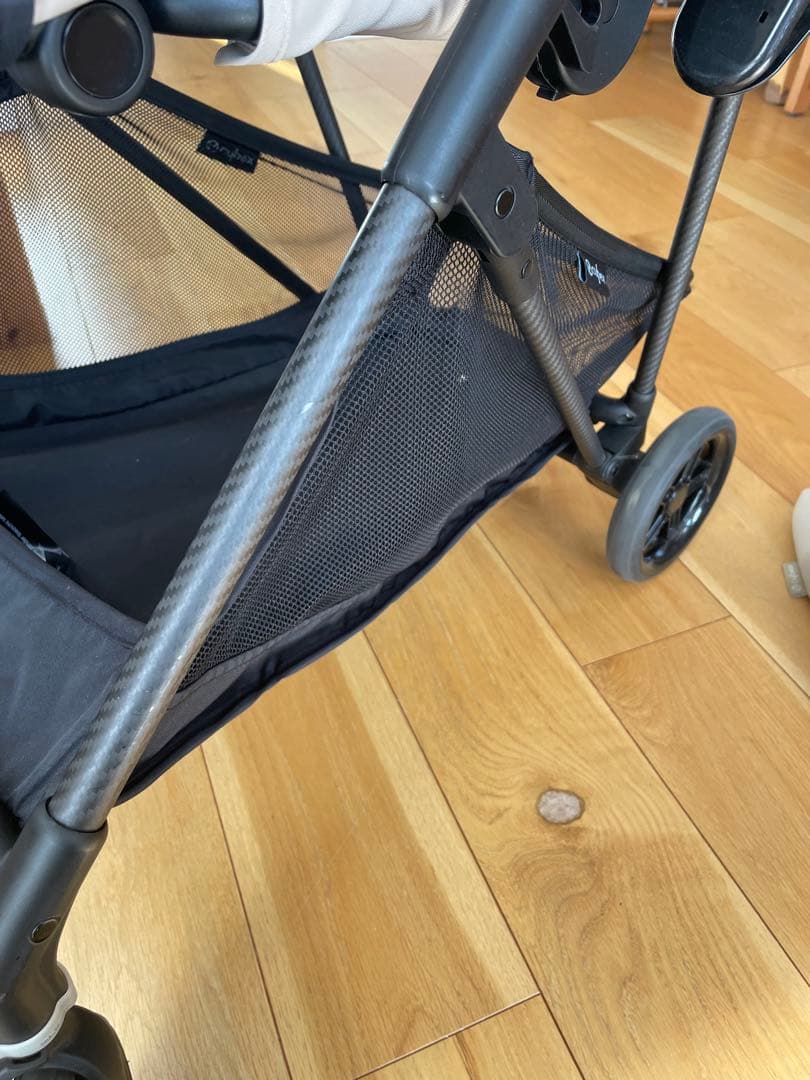 cybex メリオカーボン ベージ