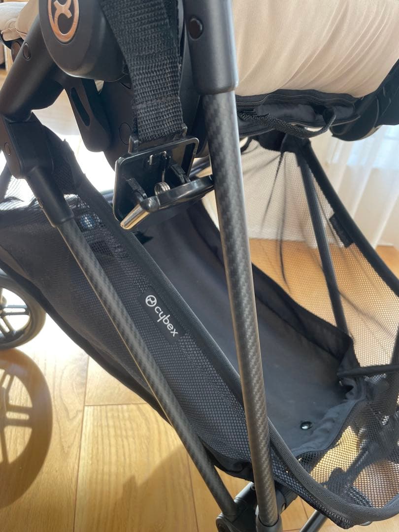 cybex メリオカーボン ベージ