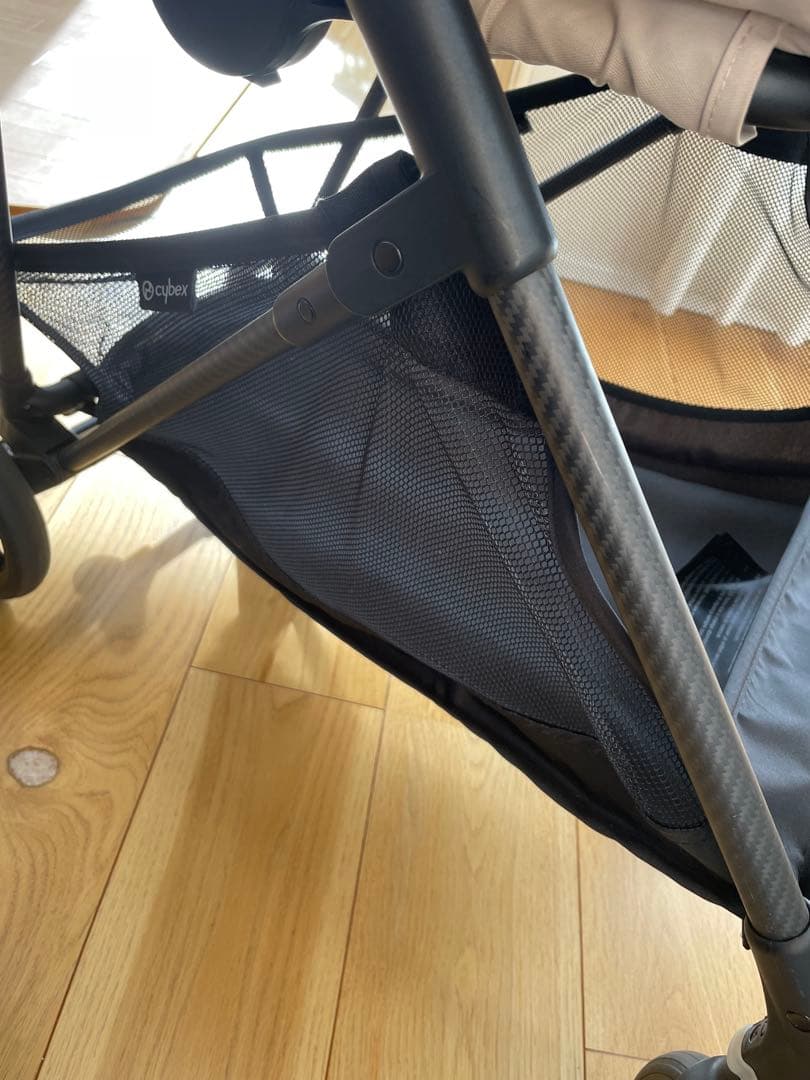 cybex メリオカーボン ベージ