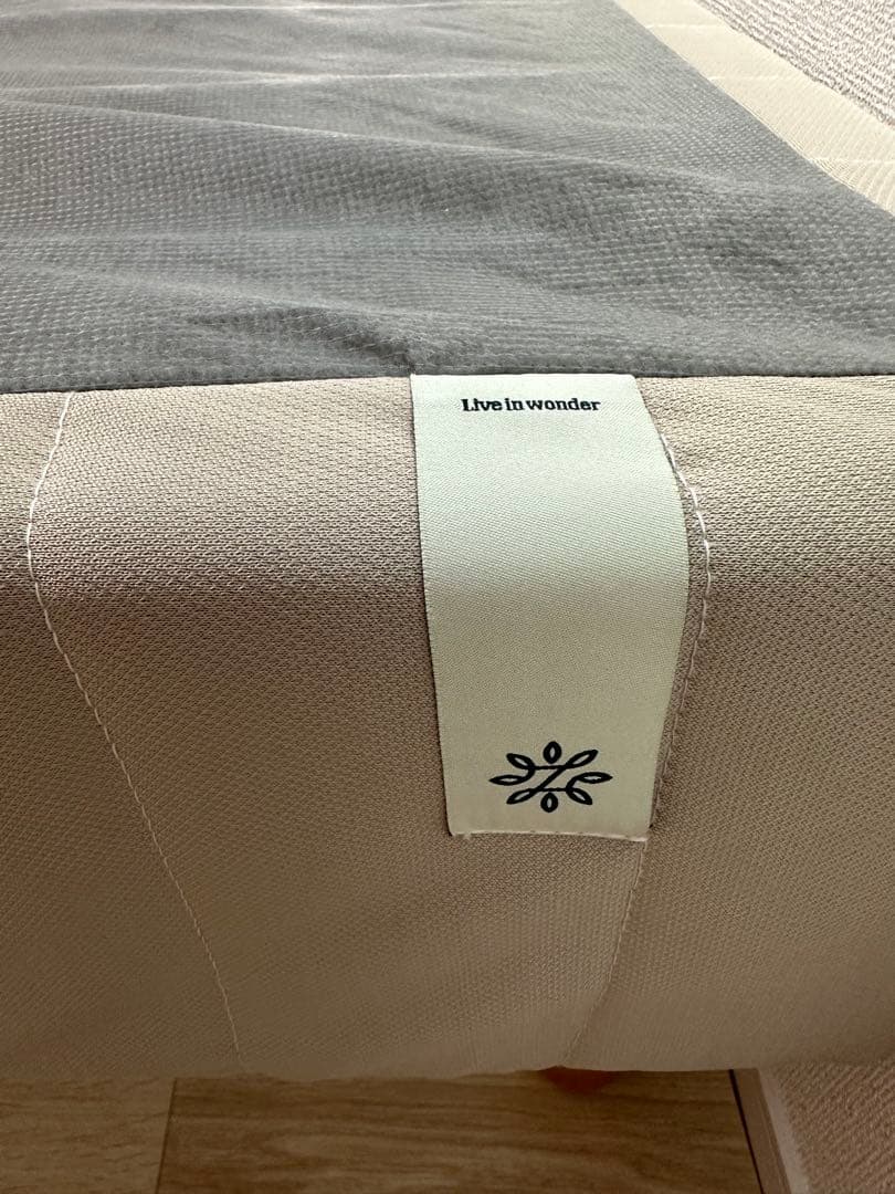 ジヌス セミダブル ベッドフレーム