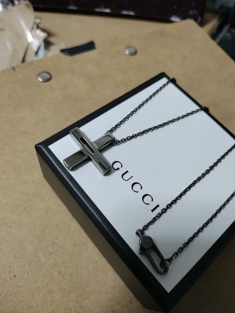 GUCCI グッチ シルバー925 Gクロスネックレス 高級感あり イタリア製