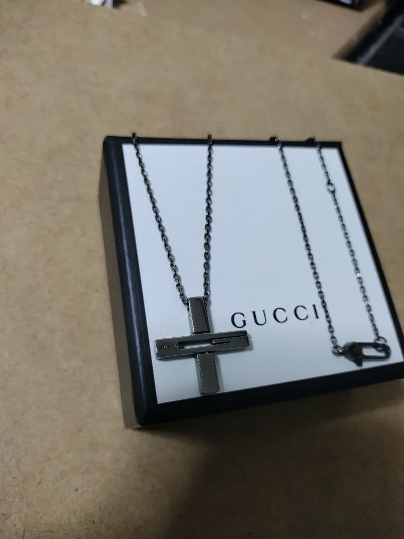GUCCI グッチ シルバー925 Gクロスネックレス 高級感あり イタリア製