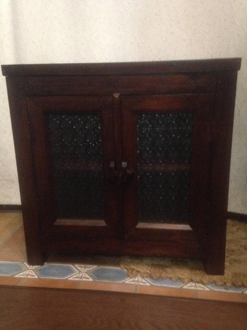 バリ家具オールドチーク無垢材格子ガラス扉飾り棚木製食器棚チェストアジアン家具