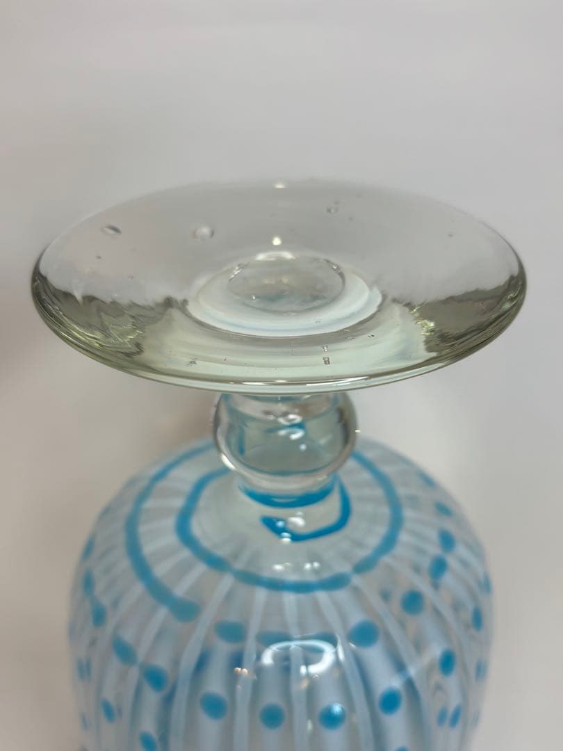 めぐお昔ガラス　フリル　ドット　乳白色　コンポート　気泡　アンティーク