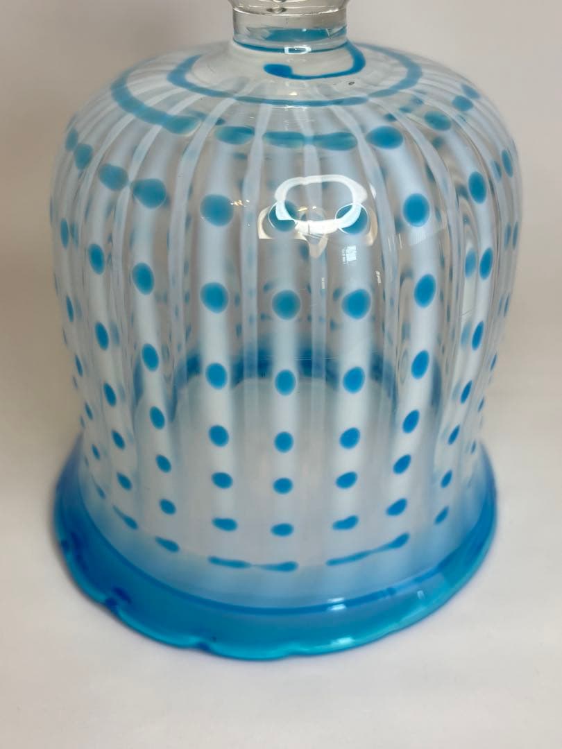 めぐお昔ガラス　フリル　ドット　乳白色　コンポート　気泡　アンティーク