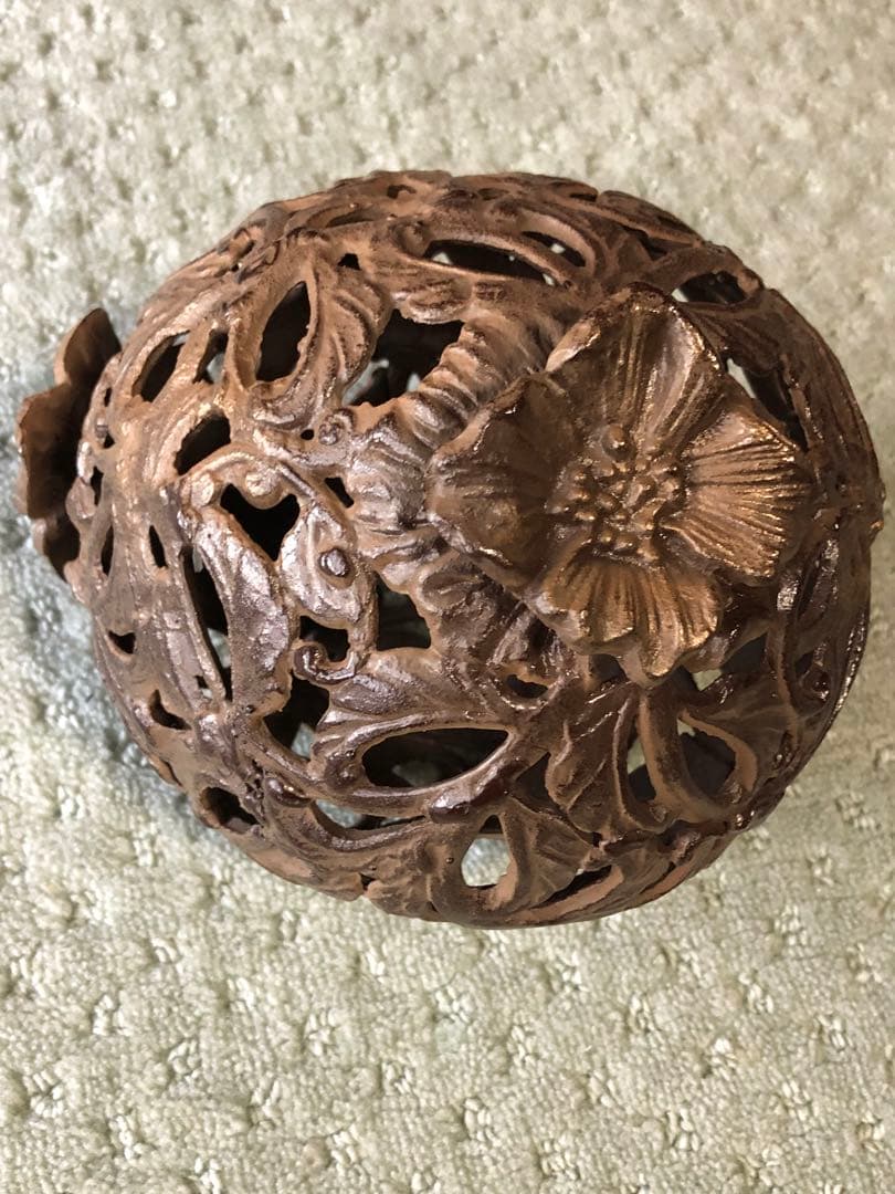 玉乗り 獅子 置物　狛犬 シーサー 金属製 台付き