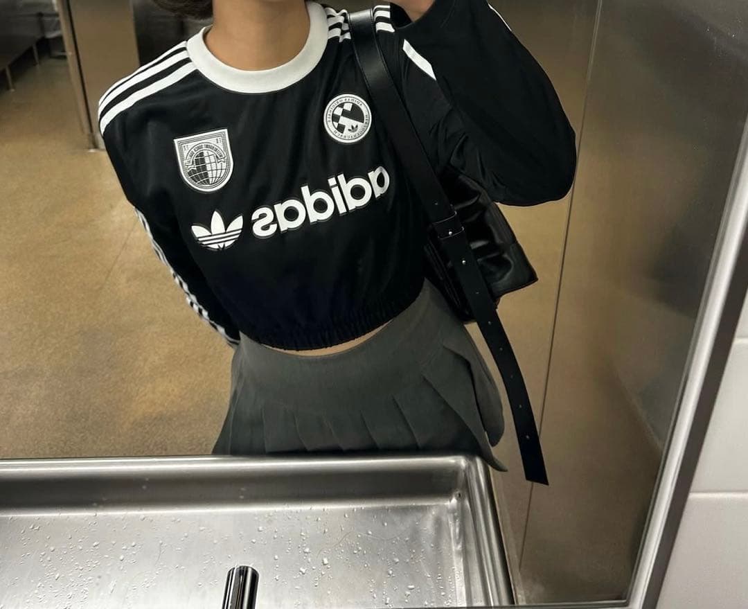 トップス ADIDAS ORIGINALS FOOTBALL CLASSIC TSHIRT