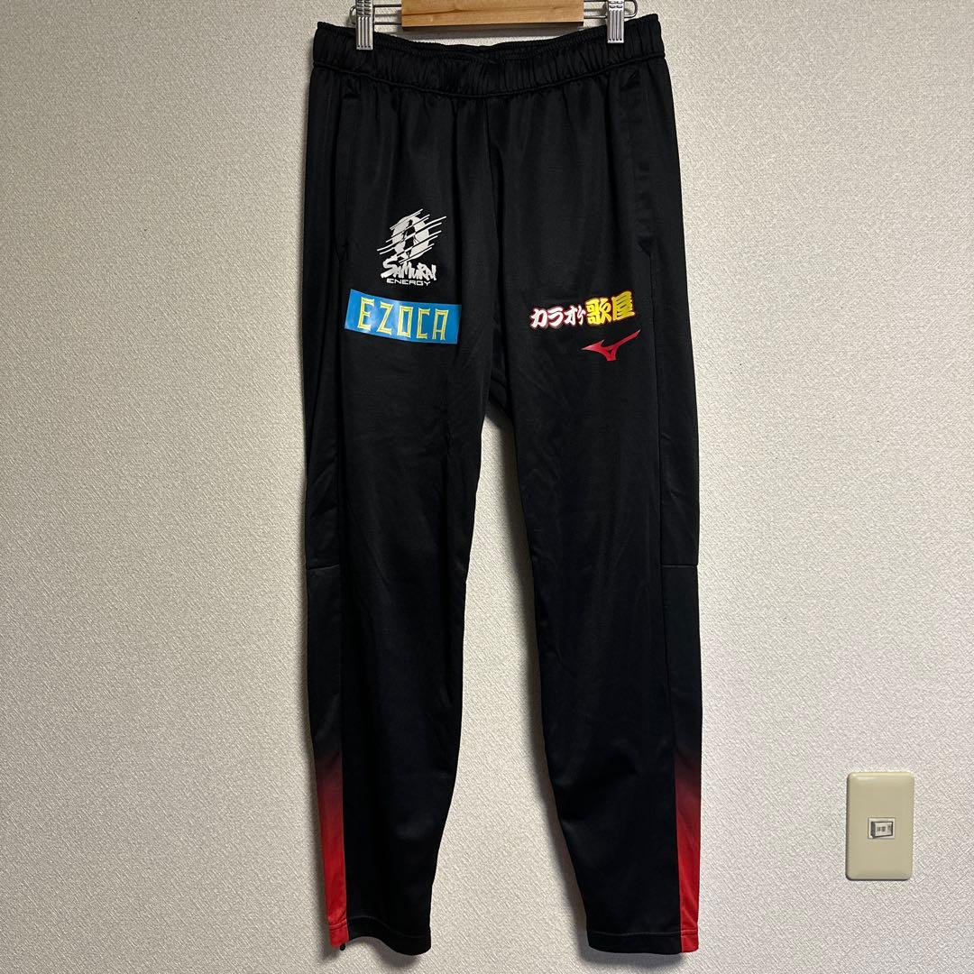 北海道コンサドーレ札幌　2023年トレーニングウェア　上下