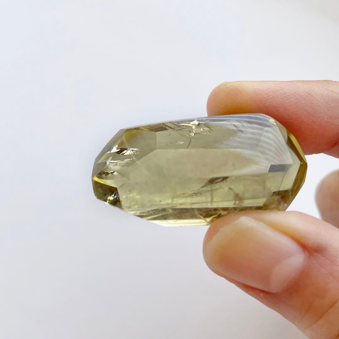 虹入りシトリン