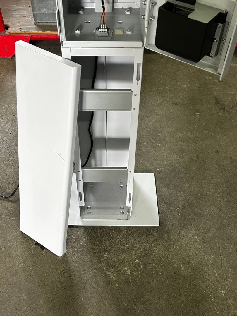 両替機•MC11D•架台付•東亜電子工業株式会社会社•送料無料•美品