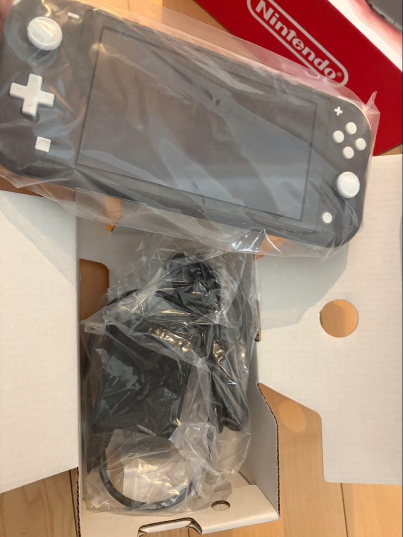 Nintendo Switch Lite ブラック本体