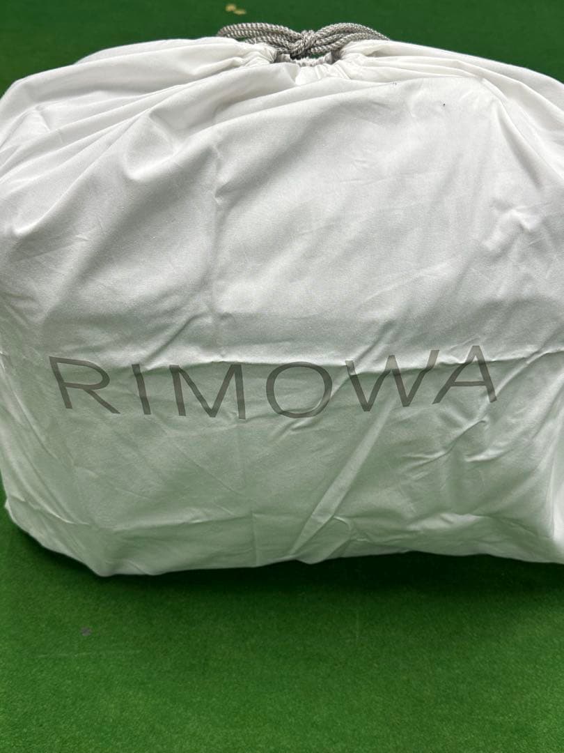【RIMOWA】コンパクトスーツケース