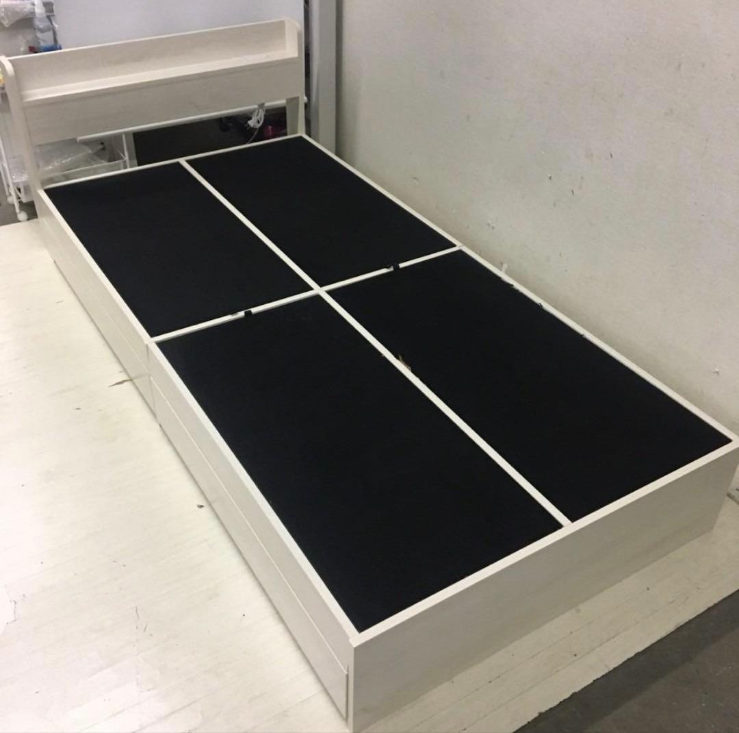 ［直接引き取りの方限定］シングル 木製ベッドフレーム 収納付き ホワイト