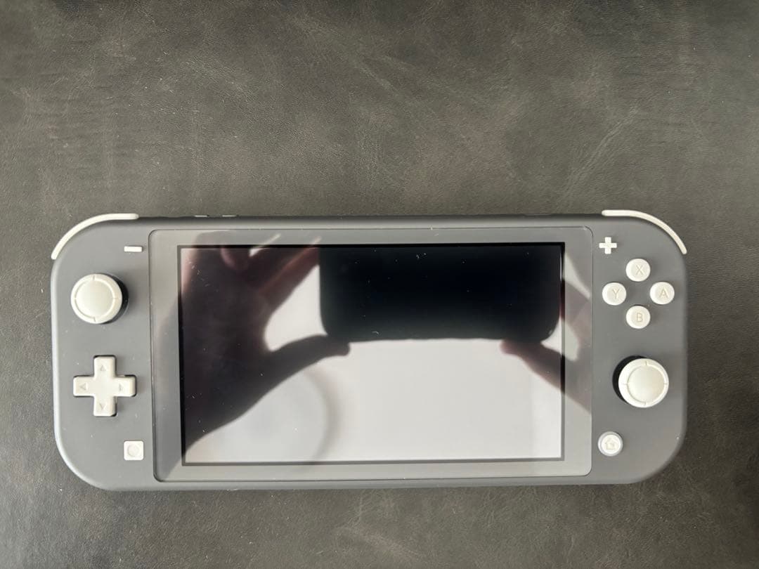 Nintendo Switch Lite本体