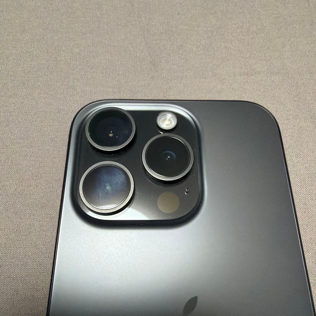 iPhone15 pro 128gb ブラックチタニウム