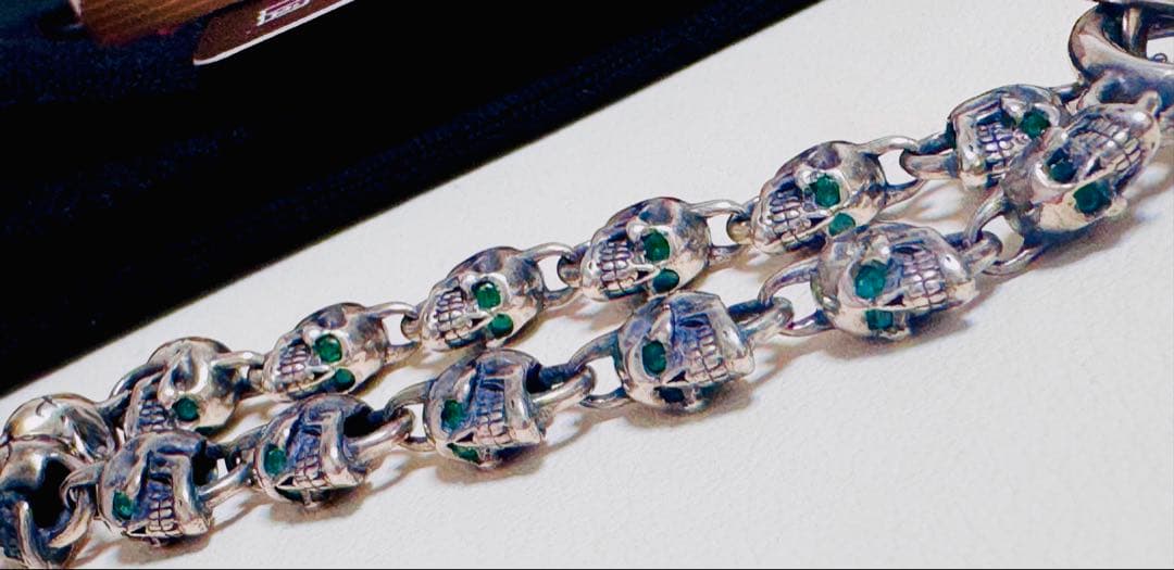 38万円購入　天然エメラルド　ロックンライド　スカルブレスレット　シルバー925