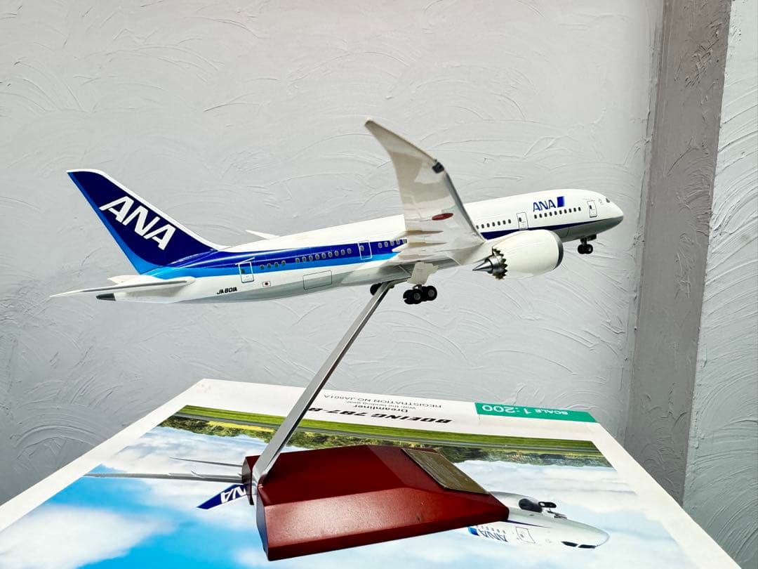 ANA Boeing 787-8 ダイキャストモデル 1:200