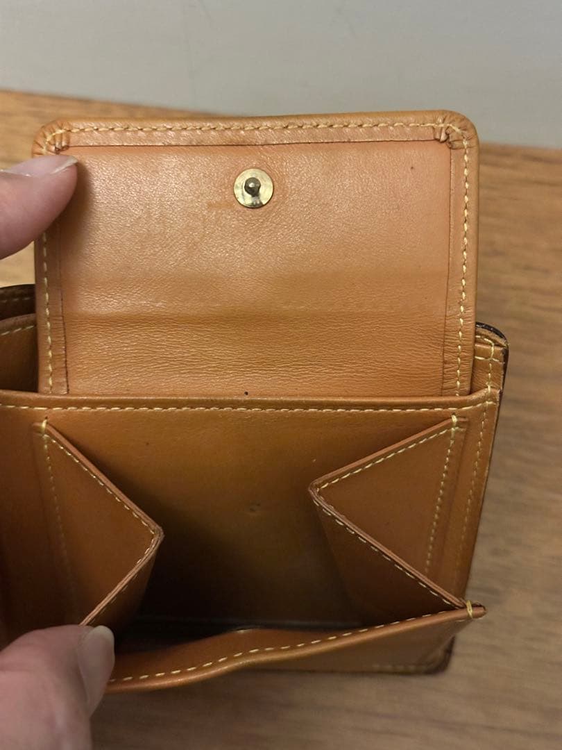 Louis Vuitton 二つ折り財布 ノマド