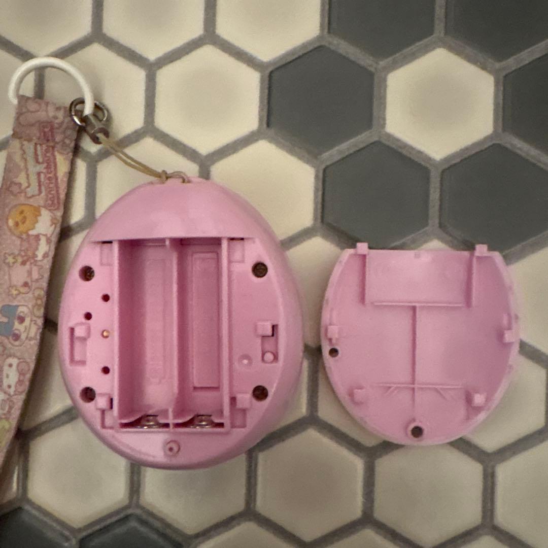 本日限定価格！たまごっちみくす　サンリオキャラクターズ