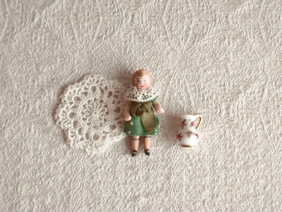 * mini doll ❀ * 親指姫のような 小さな女の子