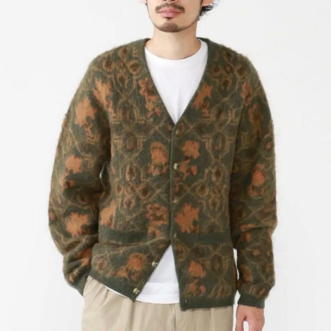 ビームスプラス　モヘアカーディガン　ボタニカル柄