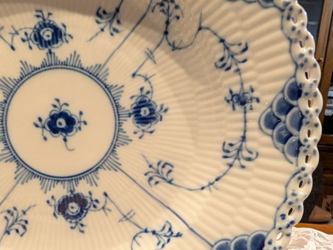 ロイヤルコペンハーゲン　ブルーフルーテッドフルレース　プレート　1枚