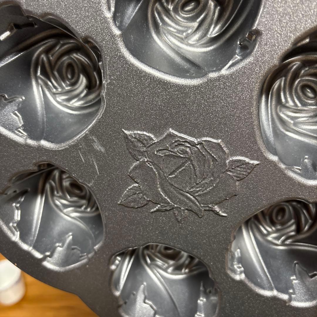 NORDIC WARE ローズ型　ケーキ型　ガーランドパン