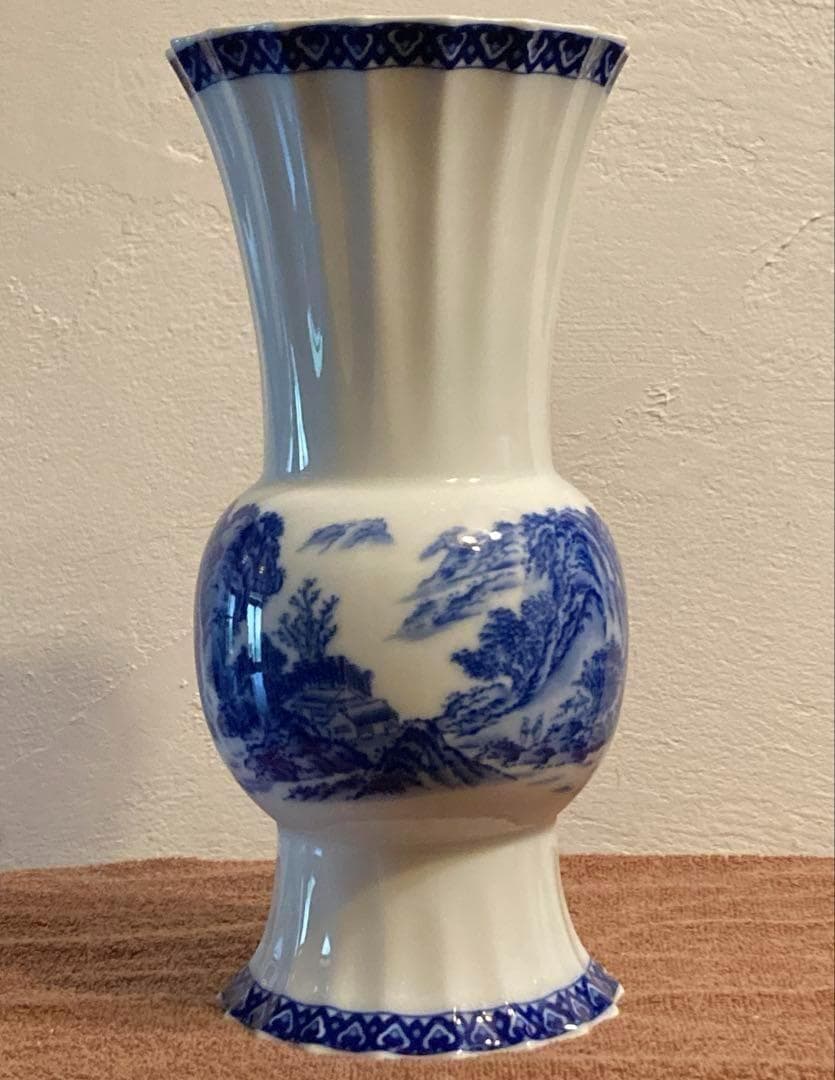 香蘭社 染付 山水 花瓶 花生 花器 フラワーベース 陶器フレア型 木箱付き