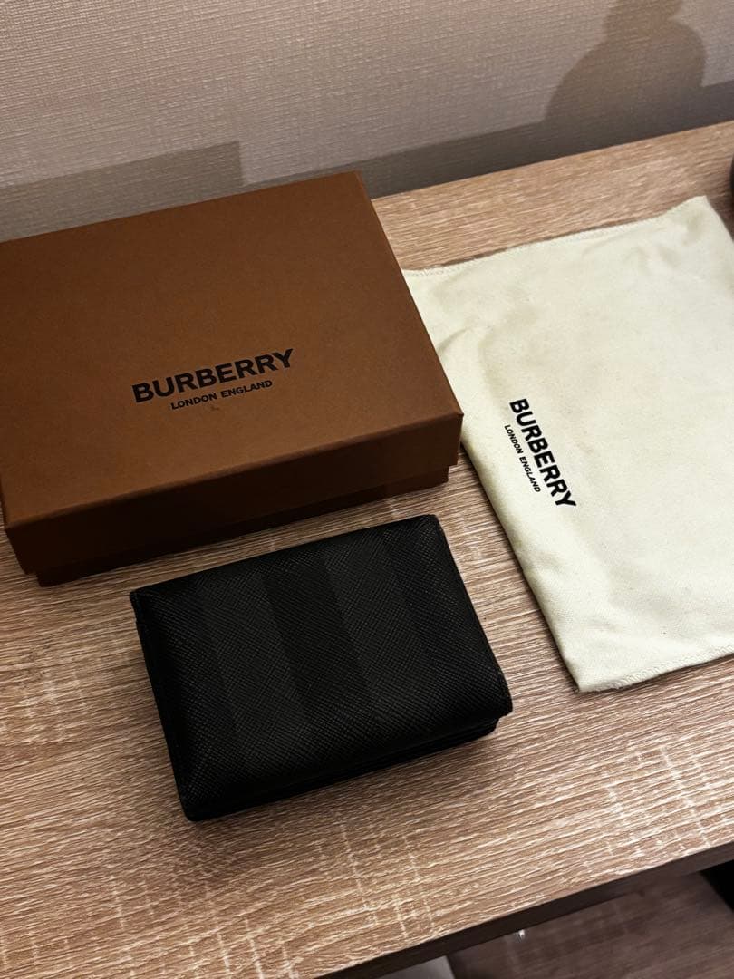 Burberry メンズ　三つ折り財布