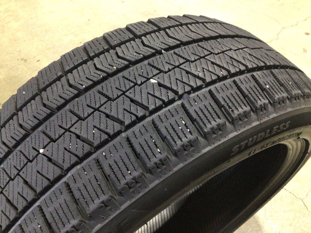 激安 215/45R17 ブリヂストン VRX2 スタッドレス 4本 送料込み