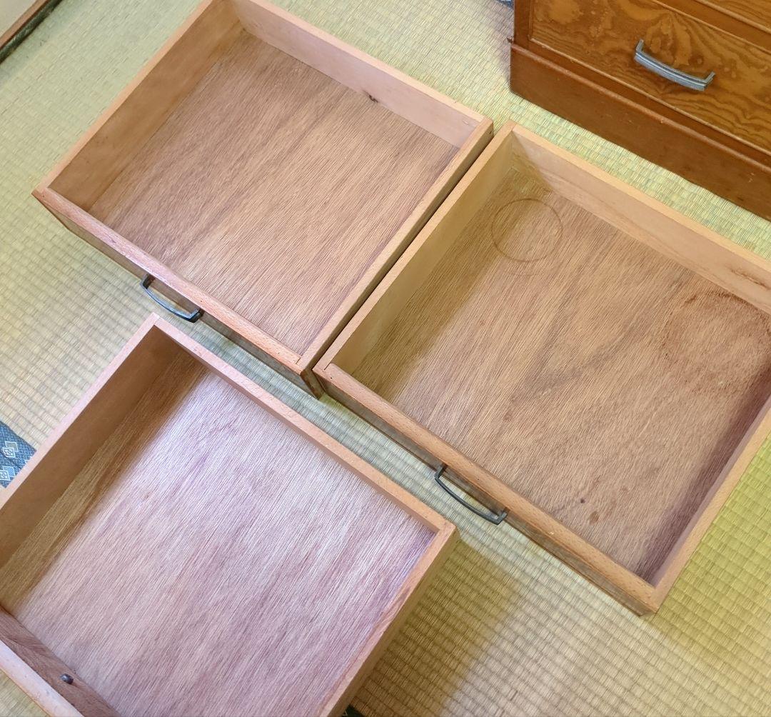 昭和　レトロ　タンス　箪笥　チェスト　引き出し　波板ガラス　ガラス戸