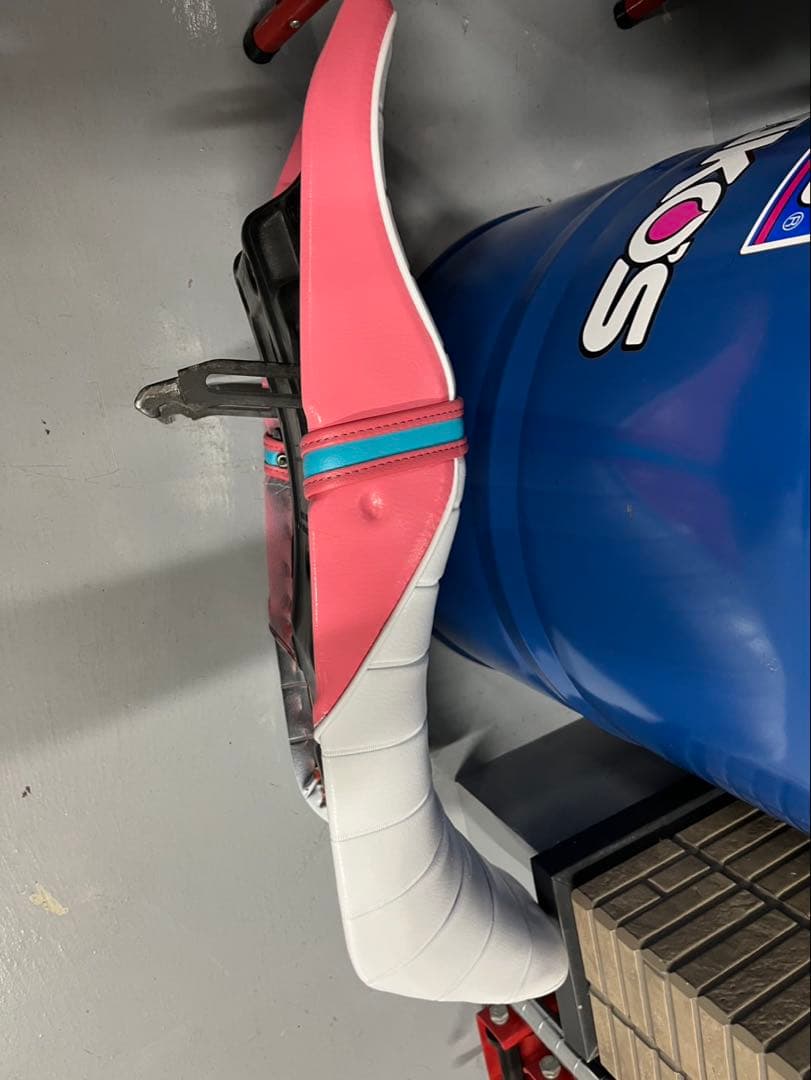 ＶＴ250ＦEタンクロール