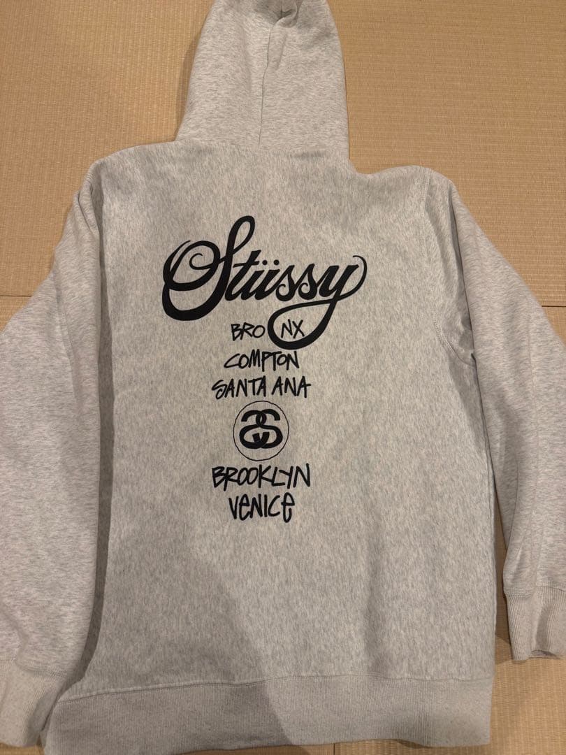 Stussy グレー フリースパーカー