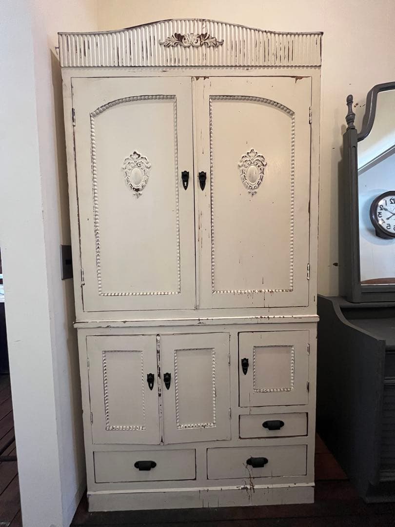 SALE◼︎古いホワイトペイントキャビネット白アンティークヴィンテージシャビー