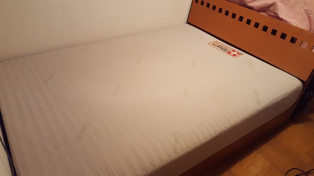 東京ベッド　ダブル　ベッドフレーム　カーラ　※　シモンズ　無印　イケア