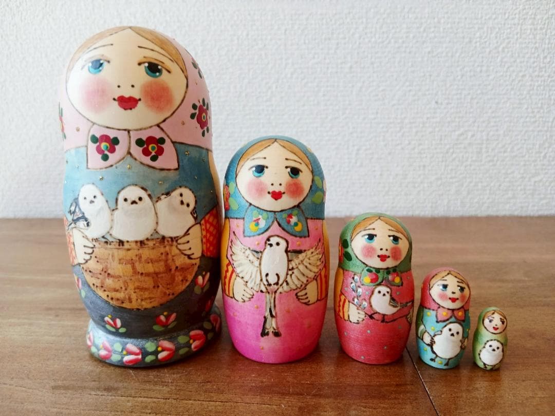 【LYH316】北欧ロシア雑貨 リューバ作のマトリョーシカ　シマエナガ