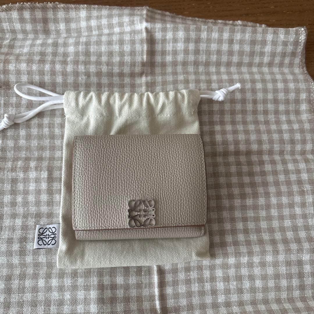 【美品】ロエベ トライフォールド ウォレット 三つ折り財布