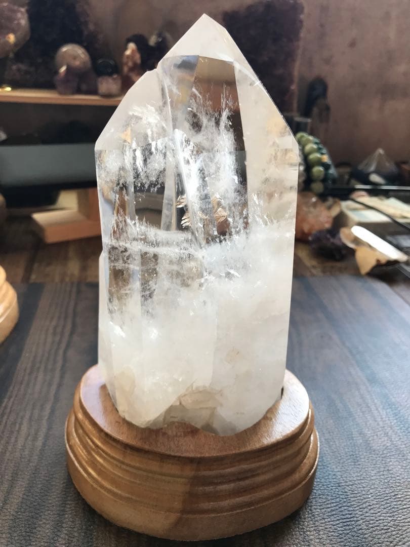 ブラジル産 水晶原石、特大サイズ