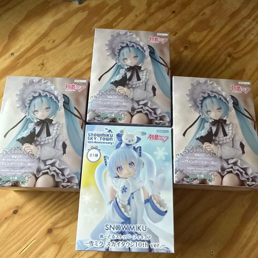 初音ミク　ぬーどるストッパー　ヴィンテージドール　×3 雪ミク ×1
