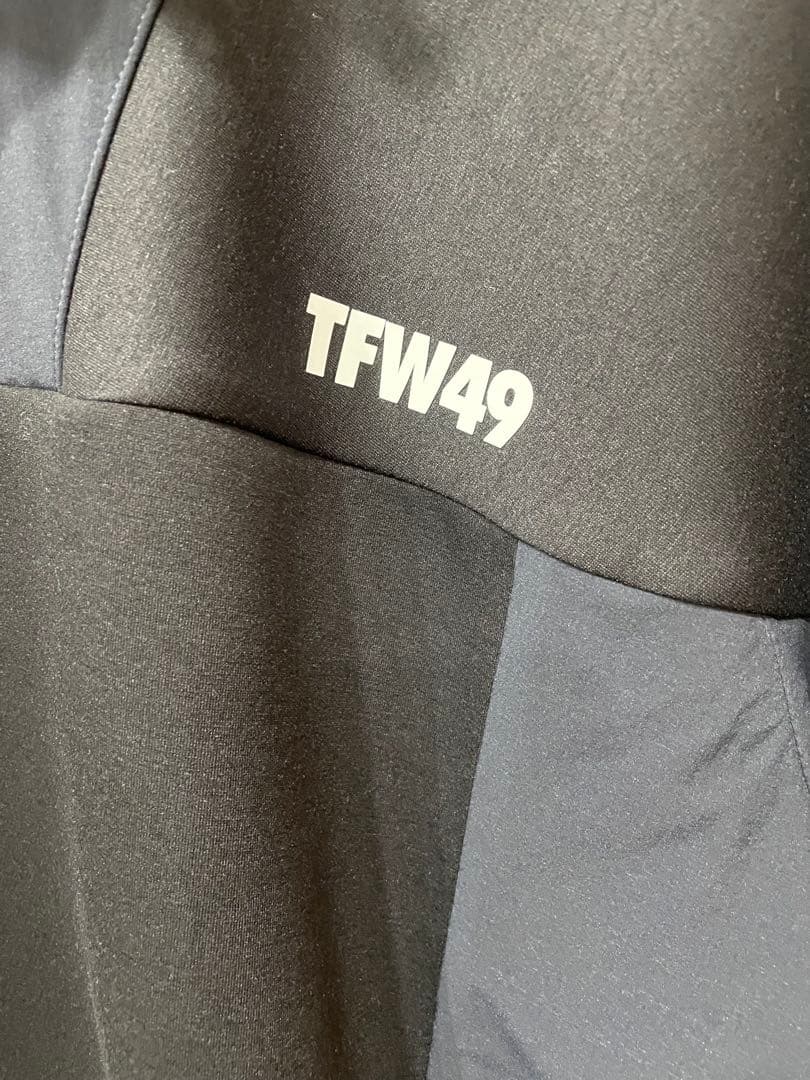 TFW49 CARDBOARD SHORT SLEEVE HOODIE サイズM