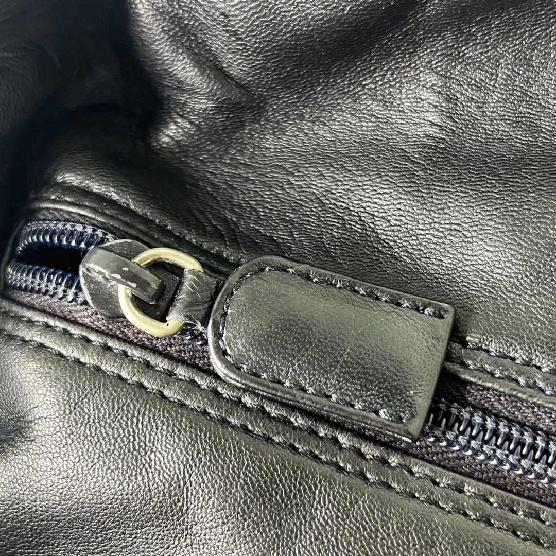 【希少】PRADA/ナッパレザー/トートバッグ/オールレザー/三角ロゴ/ラム