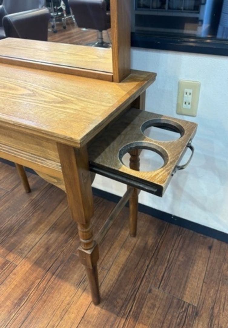 2台在庫　美容室　ヘアサロン　セット面　鏡付き ドライヤー収納可能　木製