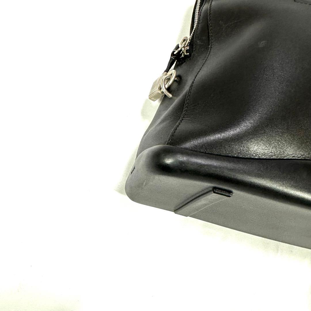 PRADA プラダトートバッグ　ブラック　シルバー　レザー　手持ちバッグ　鞄